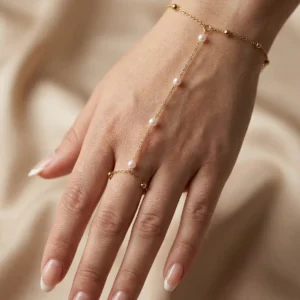 Pearl Handchain